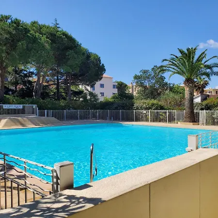 Miougrano 3 Pieces Climatise 48m2 5 Personnes Park